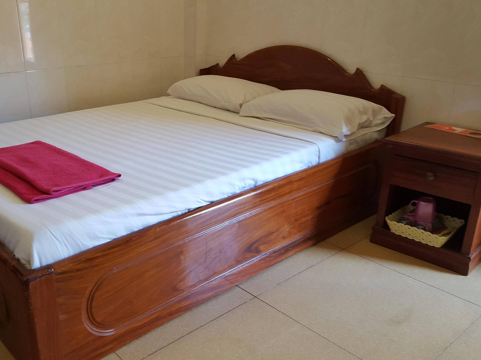 Lucky 2 Guesthouse Phnom Penh Extérieur photo