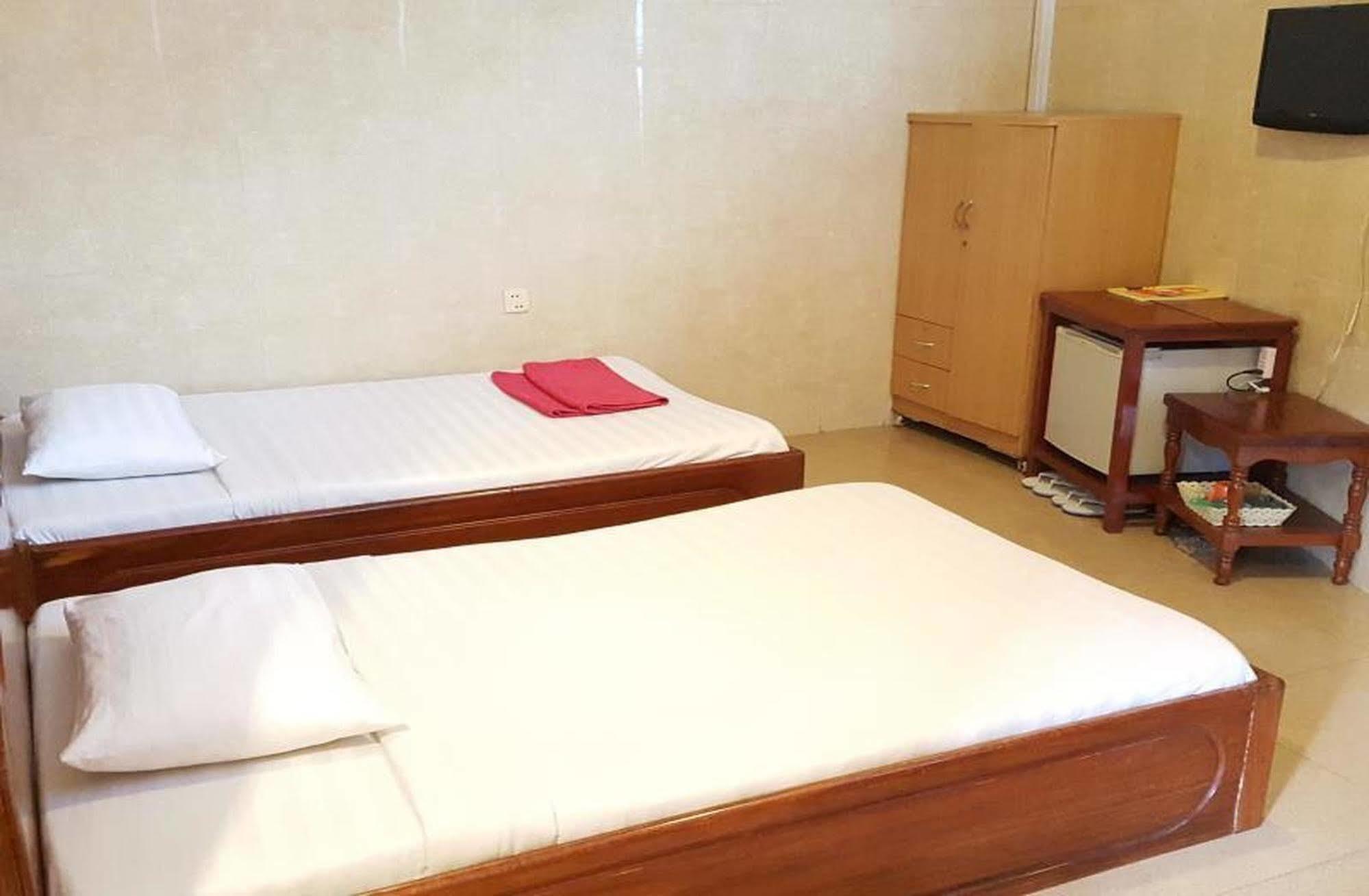 Lucky 2 Guesthouse Phnom Penh Extérieur photo