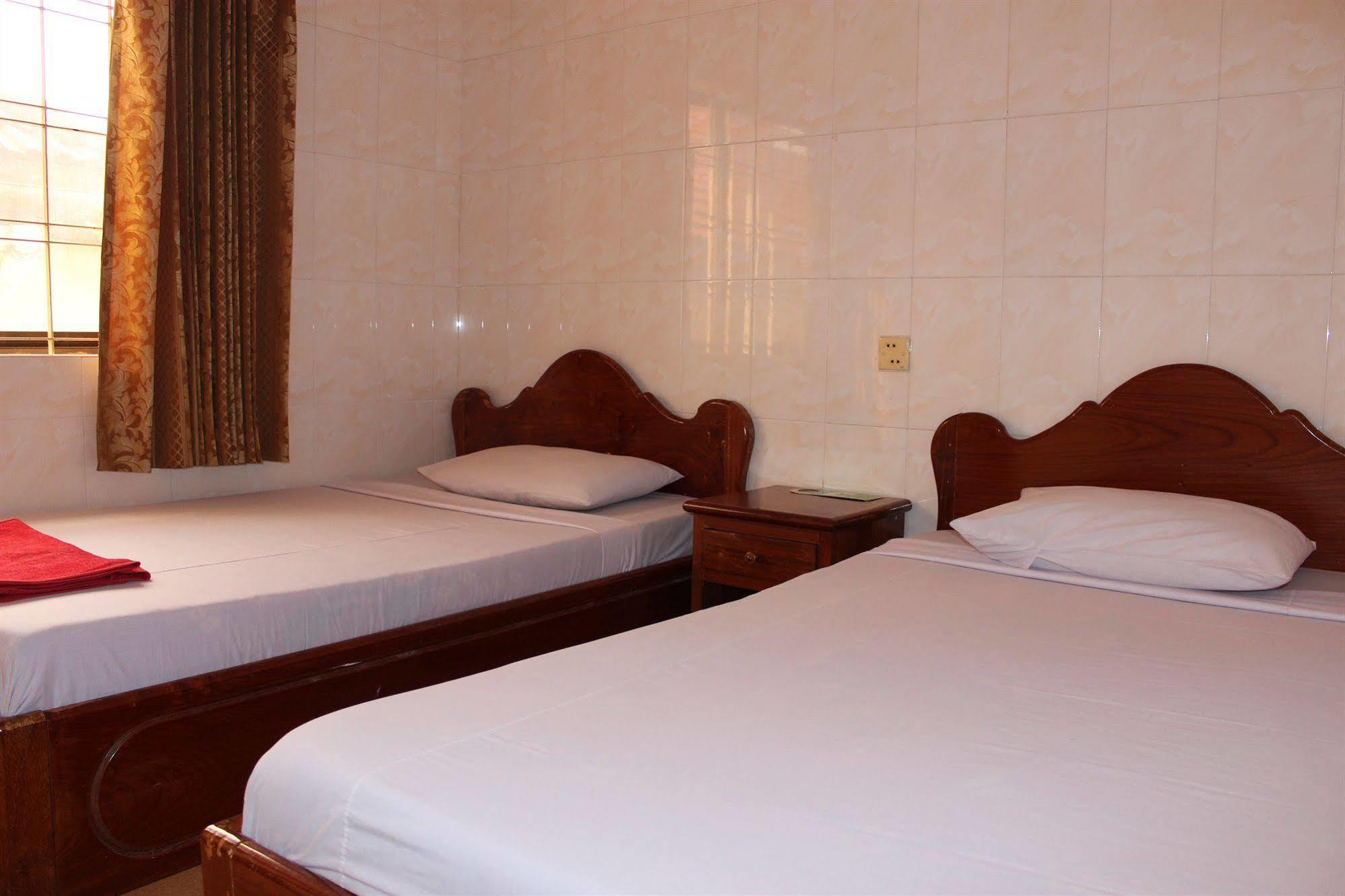 Lucky 2 Guesthouse Phnom Penh Extérieur photo